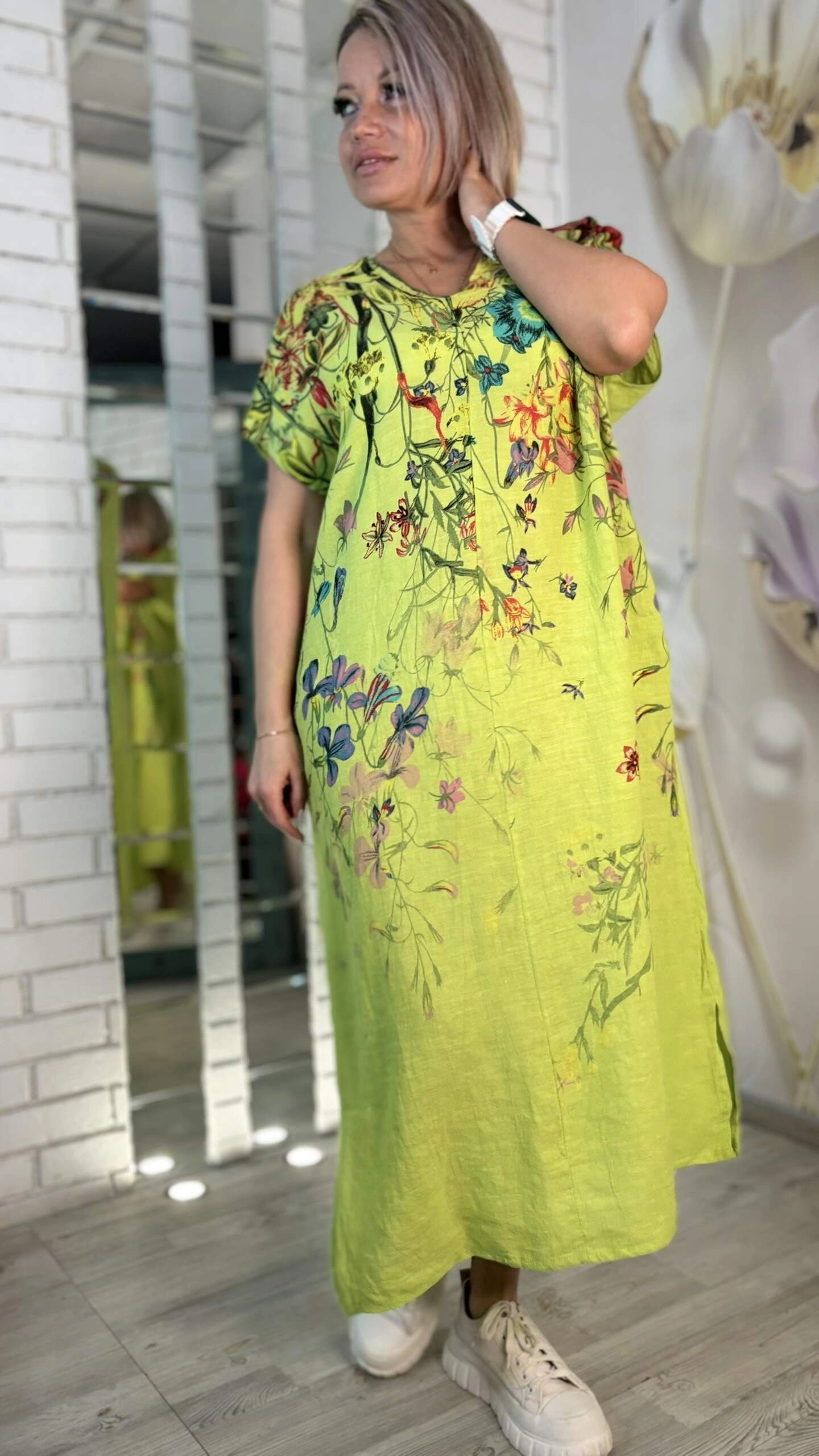 Платье с красивым принтом салатового цвета MODLAV ML3698-39