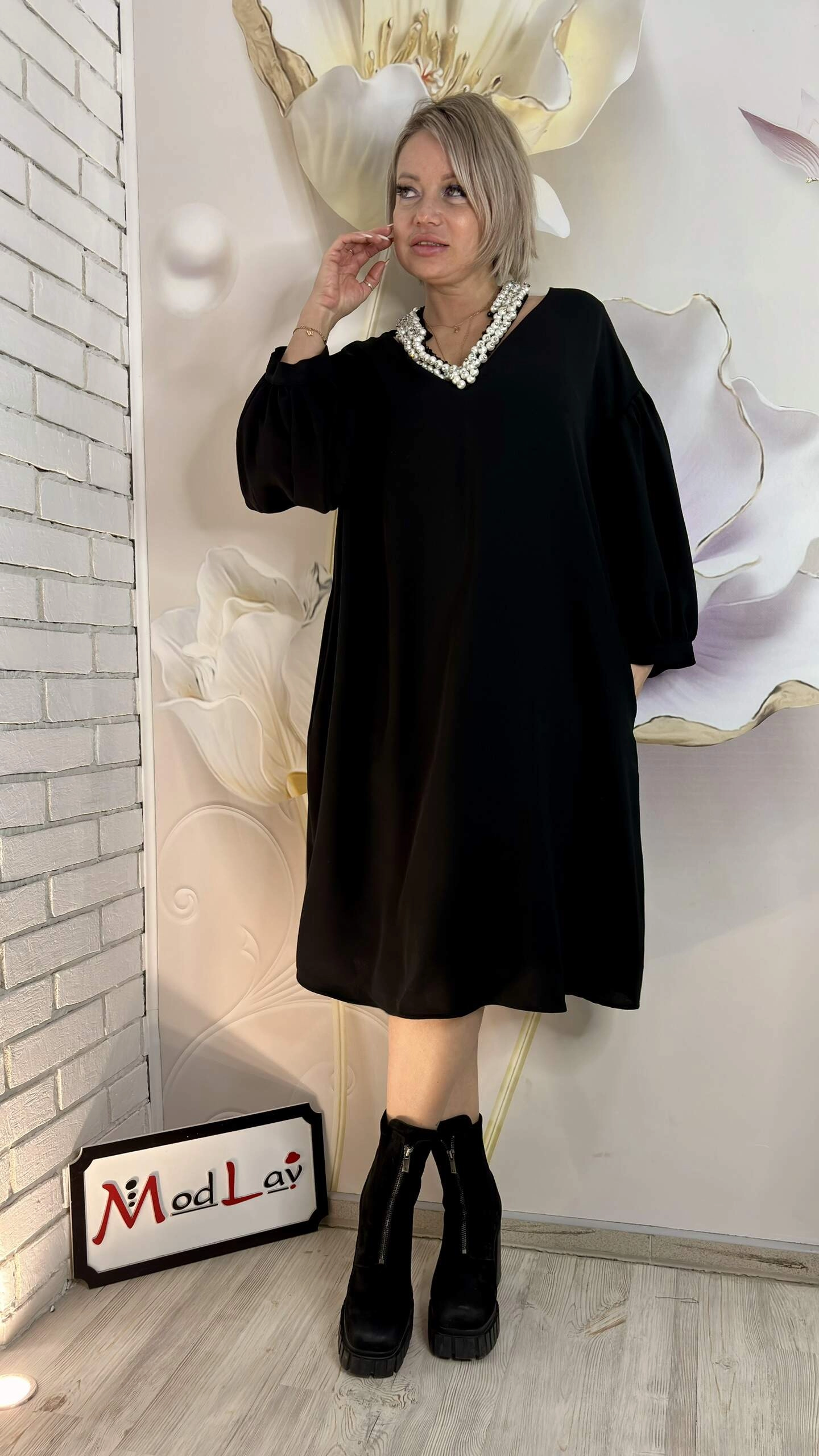 Платье элегантное с отделкой из бусин черного цвета MODLAV ML4674-13