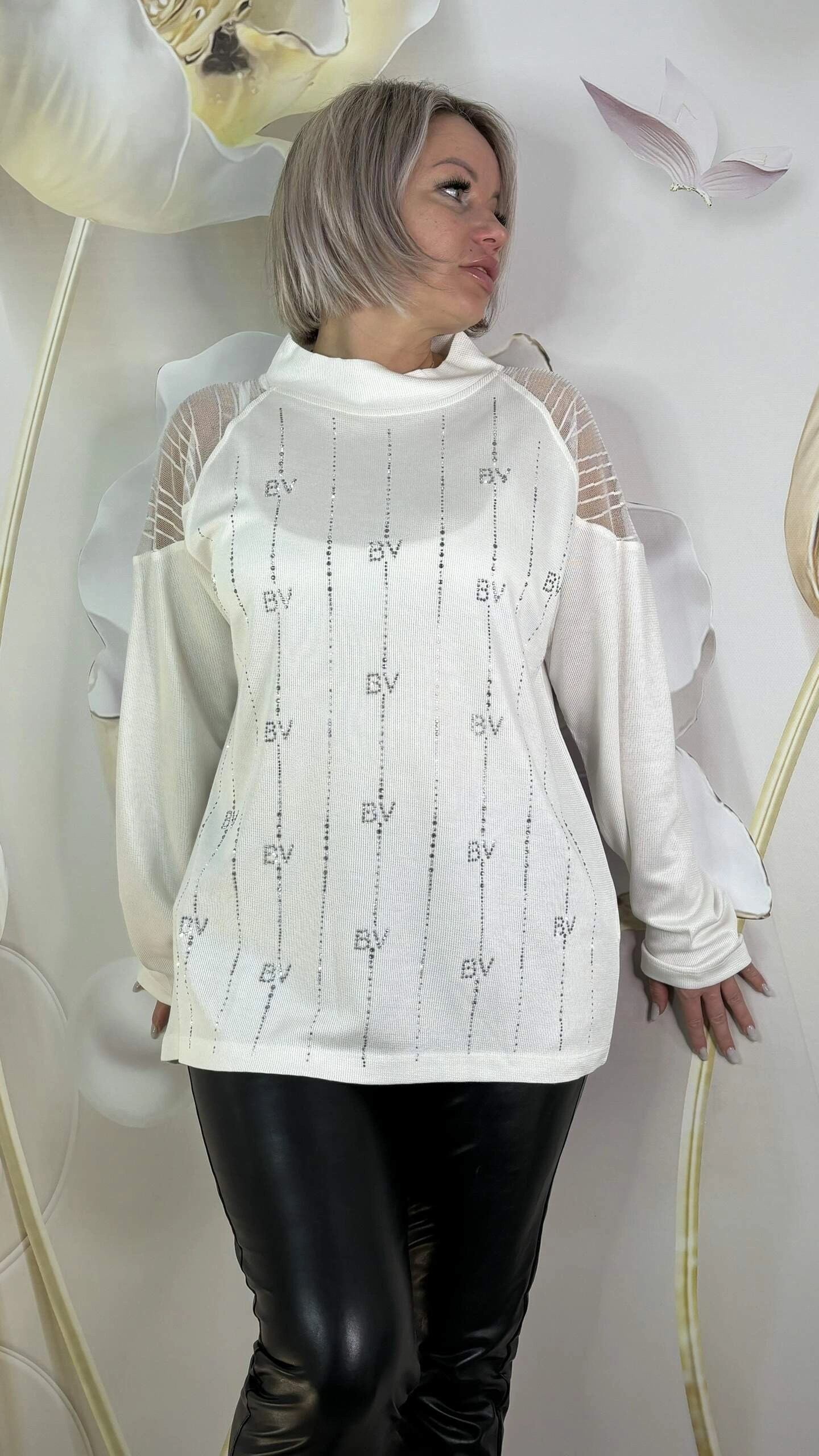 Блуза нарядная белого цвета MODLAV ML4681-1