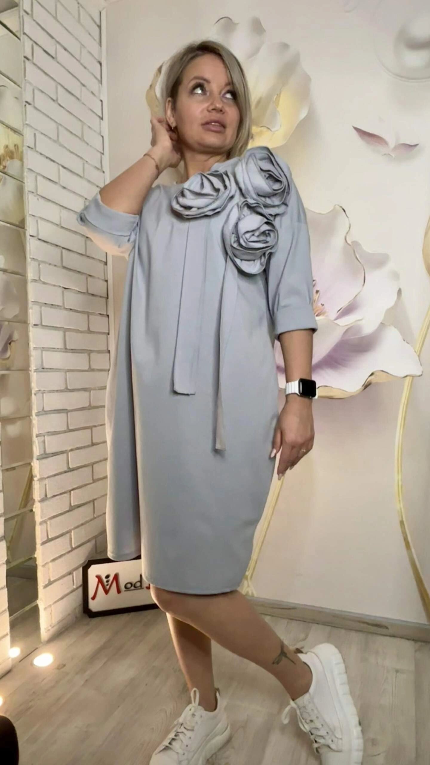 Платье длины миди с объемным декором серого цвета MODLAV ML4942-29