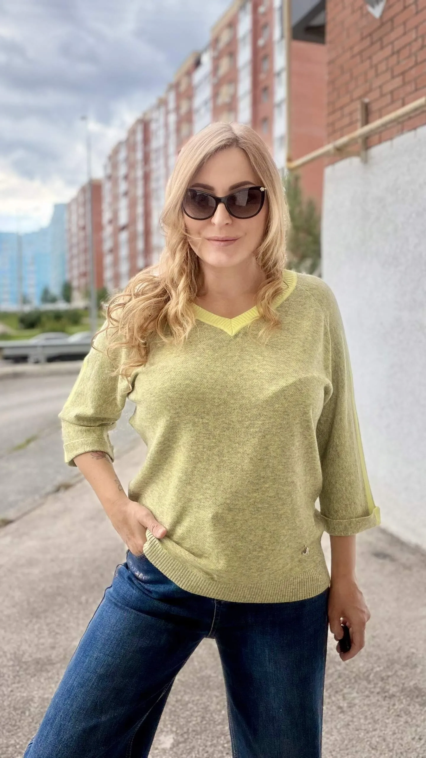 Джемпер стильный горчичного цвета MODLAV ML6916-30