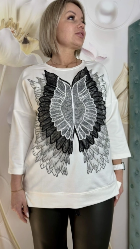 Блуза с объемным принтом "крылья" белого цвета MODLAV ML4905-1
